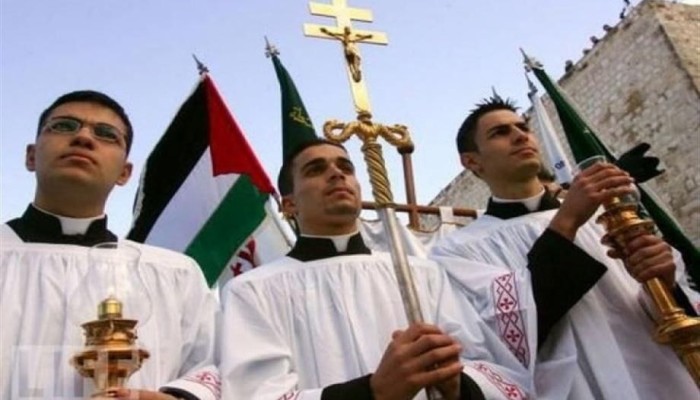غضب واسع في بريطانيا بعد هجوم الحاخام الأكبر على كنيسة إنجلترا بسبب تضامنها مع فلسطين