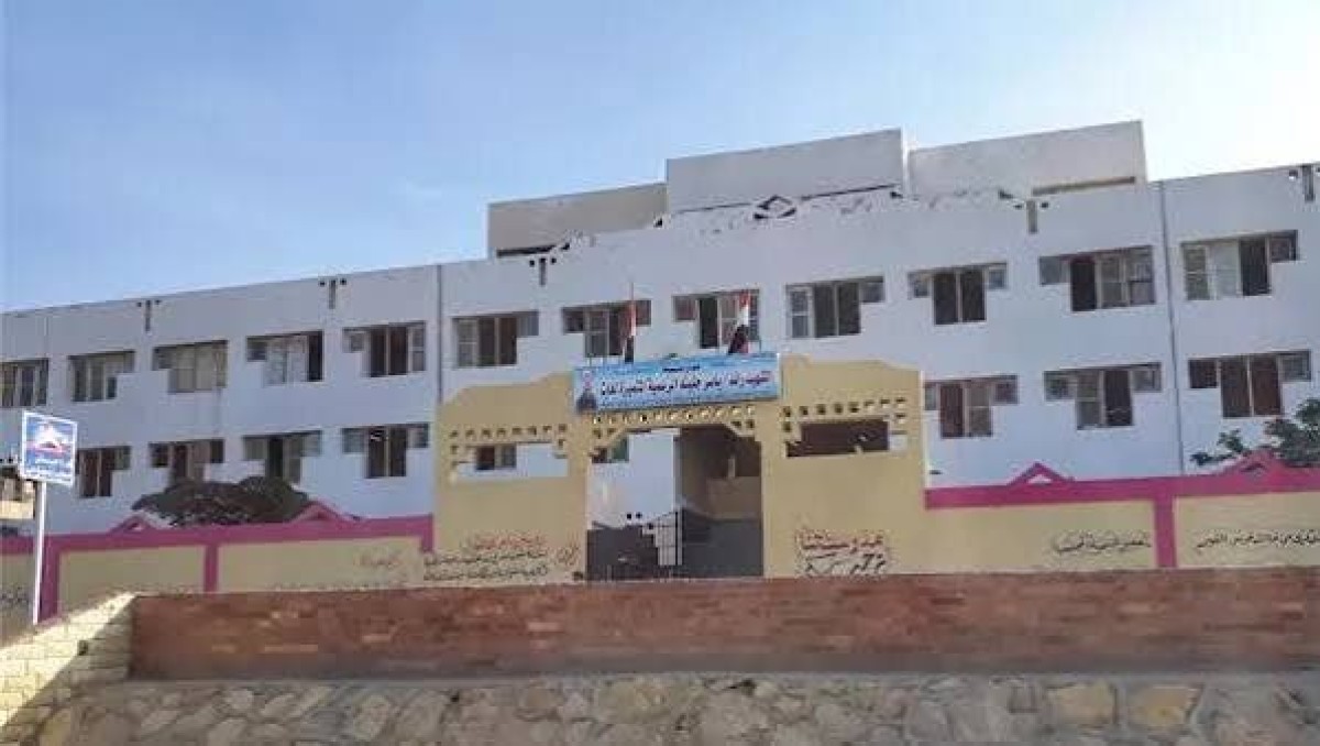 نقل طلاب مدرسة تجريبية يشعل غضب الأهالي بالشروق ويكشف أزمة المصروفات والمدارس البعيدة