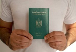 تراجع جديد يضع جواز السفر المصري في ذيل حرية الحركة والتنقل العالمية