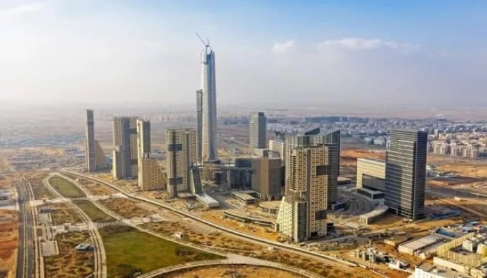 شركة العاصمة الإدارية ترفع أسعار 14 قطعة أرض 15% وسط انتقادات بتعظيم العوائد وإقصاء صغار المطورين