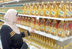المستوردون يرفعون أسعار زيت الطعام 11% في يوليو رغم تراجعها عالميًا ويزيدون أعباء المستهلكين