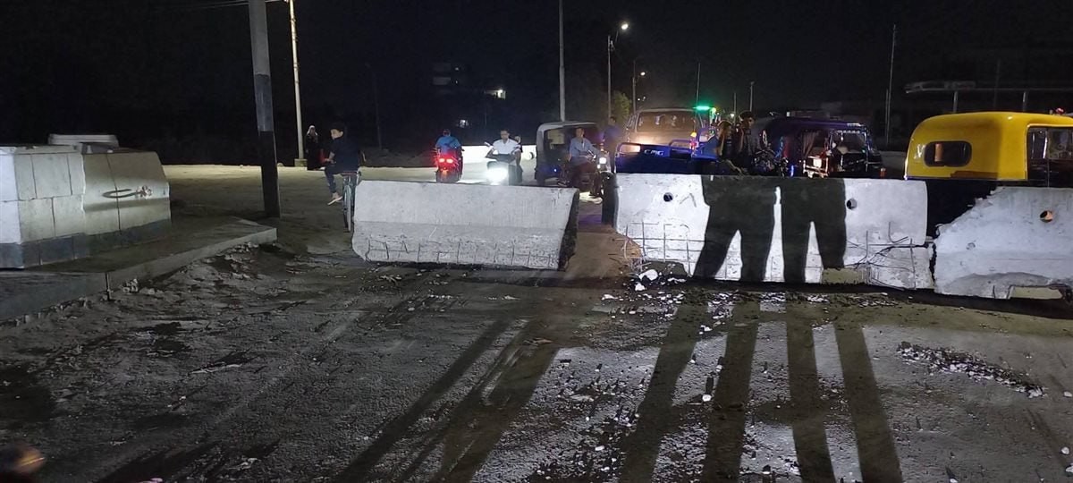 محافظة الغربية تغلق كوبري شنودة بالاتجاهين بعد انهياره جزئيا وسط اتهامات بتجاهل تحذيرات الأهالي منذ 4 أعوام