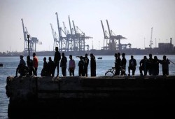 بعد رفضها اتهام إيران.. مصر تتمهل في تحديد المسؤول عن هجوم ميناء دمياط