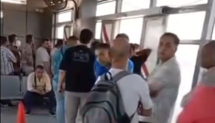 بالفيديو.. معاناة يومية لركاب الأتوبيس الترددي بسبب الزحام بمحطة مؤسسة الزكاة