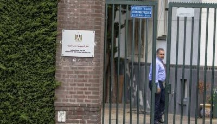 مؤتمرات للمغتربين وحقوق معلقة .. الانقلاب يطارد المعارضين خارج مصر ويحرمهم من وثائقهم الثبوتية