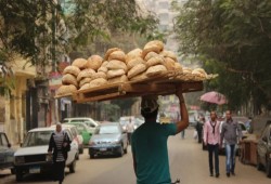 المنصة || ارتفاع أسعار القمح عالميًا يرفع تكلفة الخبز الحر والمكرونة في مصر