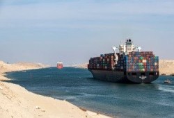 العربي الجديد || كيف تهدد حرب إيران المتوسعة قناة السويس المصرية؟
