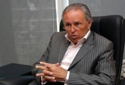 بعد إنخفاض السيولة بالبنوك المصرية بقيمة 68.9 مليار جنيه .. خبير يحذر من خنق الاستثمار وانهيار الادخار