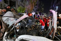14 مصابًا في تفجير حافلة بجرمانا السورية..ماذا يحاك ضد الشرع؟