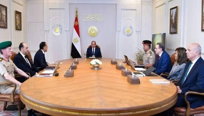 تغيير وزاري قادم أم إعادة تدوير للأزمة؟.. خبراء: حكومة بلا صلاحيات وصراع محتمل يستهدف وزير الدفاع