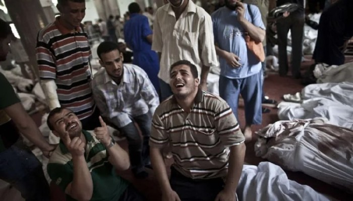 13 عامًا على استشهاد 817 مصريًا في رابعة.. كيف تحولت المذبحة إلى بوابة للإفلات من العقاب وترسيخ القمع؟