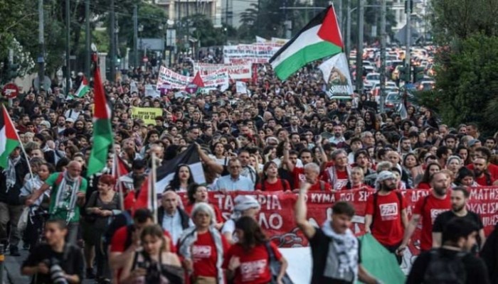 بالفيديو.. اليونان تنتفض دعمًا لفلسطين وتطالب بوقف التعاون العسكري مع الاحتلال