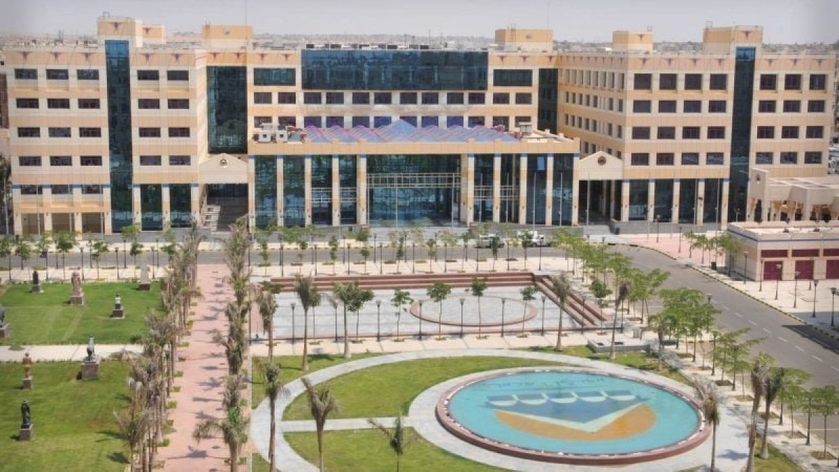 الجامعات الخاصة ترفع المصروفات إلى مئات الآلاف وتُحوّل التعليم إلى تجارة للأغنياء على حساب جودة التعليم