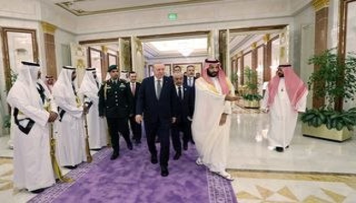 إكاثيميريني || أثينا تعيد تقييم استراتيجيتها في الشرق الأوسط