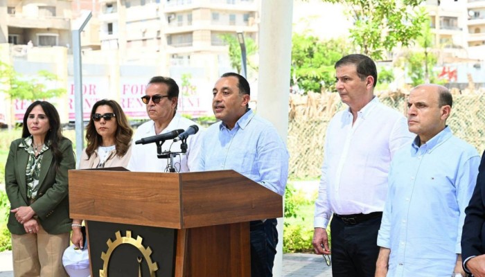 تصريحات مدبولي عن رضا المواطنين تشعل الغضب.. 450 مليار جنيه مشروعات والغلاء يبدد أثرها