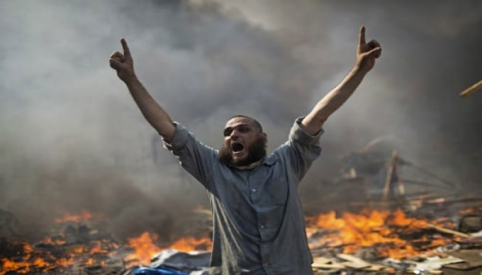 ستريم لاين || شؤم  مذبحة رابعة يلقي بظلاله على الإقتصاد.. الديون السيادية الخانقة تشل نفوذ مصر الإقليمي
