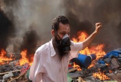 وصف ما حدث بـ "المأساة الإنسانية".. اعترافات منير فخري عبدالنور تكشف المسكوت عنه حول مجزرة رابعة