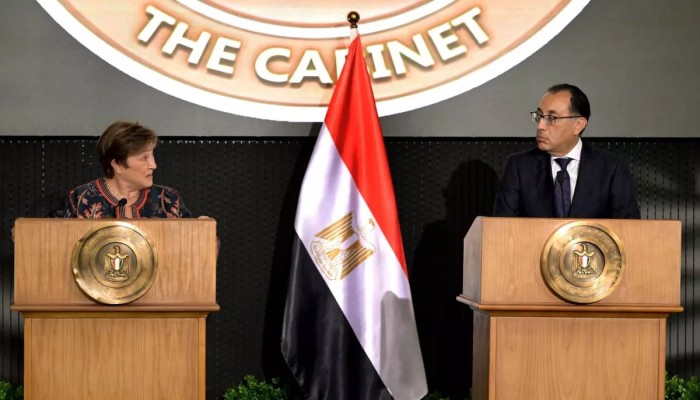 صندوق النقد يكشف اعتماد الحكومة على 9.7 مليار دولار ويفضح انهيار عائدات الخصخصة