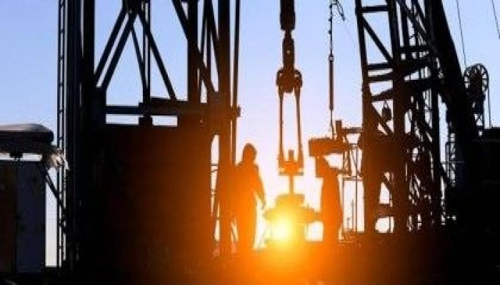 أويل برايس || لماذا قد يصبح خط أنابيب النفط المرتقب بين ليبيا ومصر نقطة تحول جيوسياسية؟