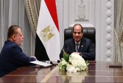 السيسي يجدد لمحافظ البنك المركزي عامًا خامسًا رغم استمرار ارتفاع التضخم وانخفاض قيمة الجنيه وفشل السياسة النقدية