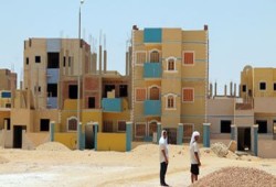 سكان ابني بيتك بأكتوبر الجديدة يشكون نقص 60% من الرصف وغياب الخدمات