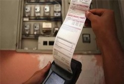 مطالبات بإلغاء زيادة رسوم خدمة العملاء بعد وصولها إلى 100 جنيه على فواتير الكهرباء