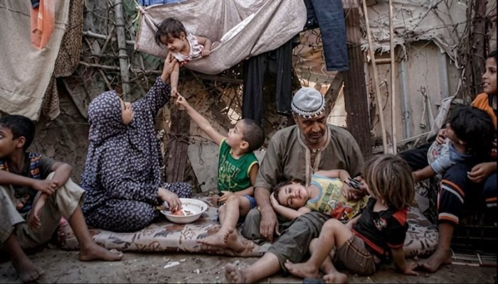 دراسة : الأسرة المصرية تحتاج 31,784 جنيهاً شهرياً.. والحد الأدنى للأجور لا يغطي ربع المعيشة