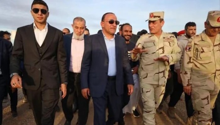 شركات العرجاني تحصل ملياري دولار من تجار غزة مقابل إدخال البضائع والوقود وتضاعف مرارة الحرب على الفلسطينيين