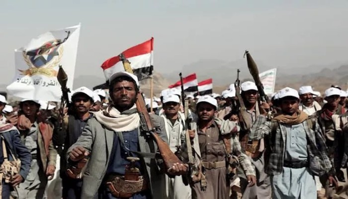 البحر الأحمر يشتعل.. الحوثيون يعلنون 3 عمليات ضد السعودية استهدفت ناقلة نفط سعودية وتجمعات عسكرية
