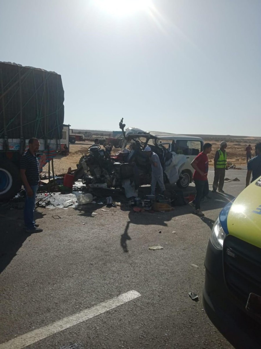الحكومة تترك 9 عمال للموت على محور الضبعة رغم مئات المليارات للطرق