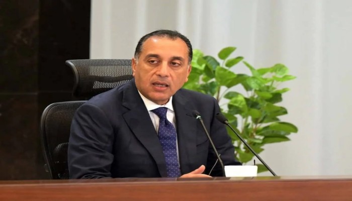 حكومة مدبولي تُنهي 8 سنوات بإهدار المليارات على مشروعات بلى جدوى وفساد مستشري وتفاقم لفوائد الديون .. وخبراء يشككون في جدوى أي تغيير وزاري للإصلاح