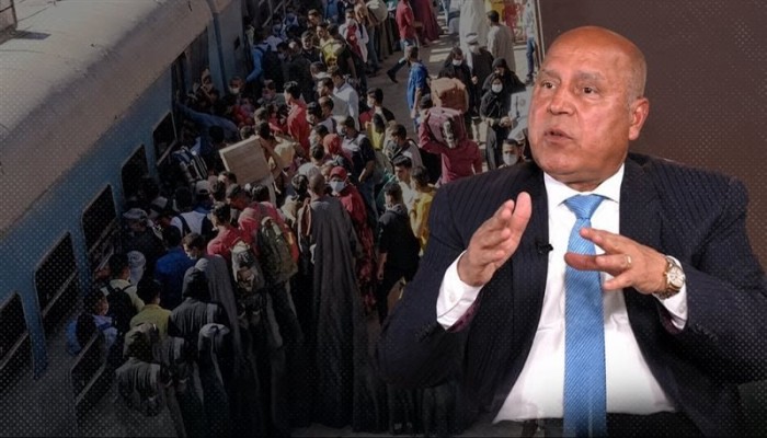 رصيف قطار كامل الوزير "ناقص".. محطة التوفيقية بالبحيرة تدفع الركاب للقفز فوق القضبان