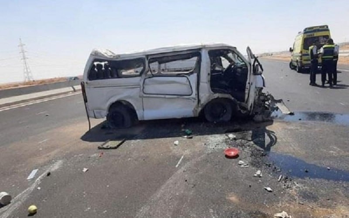 مصرع 3 أشخاص في تصادم ميكروباص وتريلا بالكيلو 55 بالبحر الأحمر