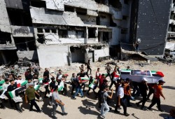 3 شهداء ونسف منازل في غزة يكشفان خرق وقف النار واستمرار العدوان الإسرائيلي بغطاء أمريكي