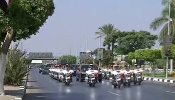 حكومة السيسي تغلق طرق القاهرة والجيزة لاستقبال الرئيس الصيني وتعطل مصالح المارة