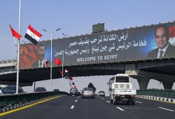 دبلوماسي مصري سابق يسخر: لماذا لم تجر فعاليات الرئيس الصيني في العاصمة الجديدة؟