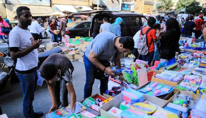 موسم المدارس يرهق المواطنين.. الجمعيات والقروض لمواجهة الغلاء (فيديو)