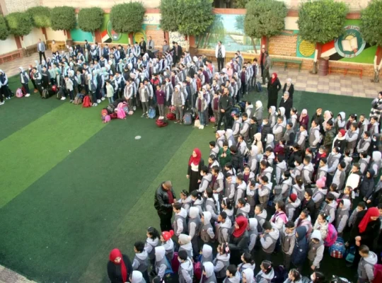 183 يومًا دراسيًا.. حين تصبح المدرسة عبئًا إضافيًا على الأسرة المصرية