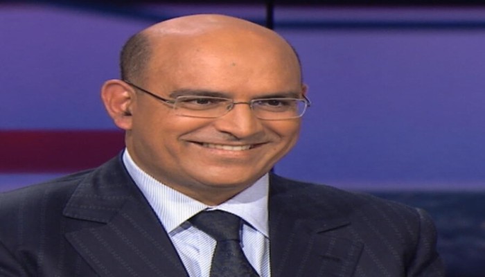 لقد ضربت طائرةٌ البنتاجون وعلينا أن نغادر مكاتبنا