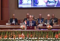 مجددا.. السيسي يستجدي التمويل والديون أمام البريكس