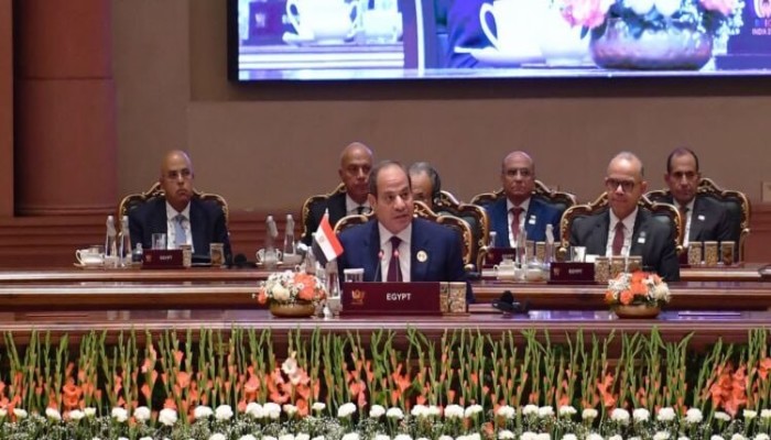 مجددا.. السيسي يستجدي التمويل والديون أمام البريكس