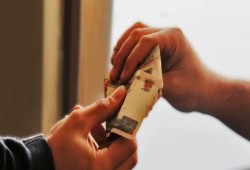 بفضل السيسي... تراجع مصر إلى المرتبة 130 في مؤشر الفساد عالميا
