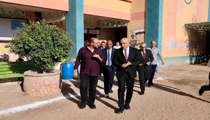 تهالك المدارس يفضح تجمل الحكومة خلف صور جولات الوزير بانطلاق العام الدراسي الجديد