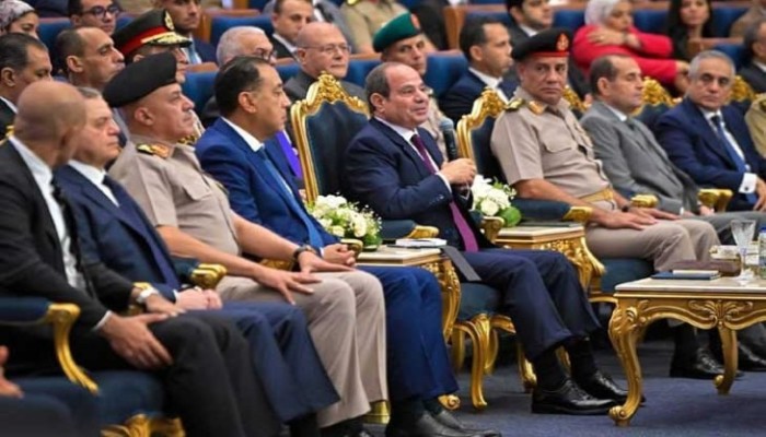 السيسي يستدعي فزاعة 2011 مجددًا فيما تتحول الأكاديمية العسكرية إلى بوابة للقضاء والسيطرة على مؤسسات الدولة