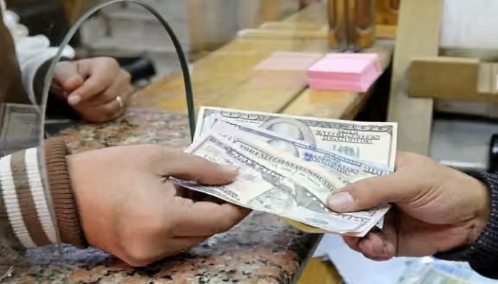 حرب الدولار.. فروع بنك مصر تحت المجهر