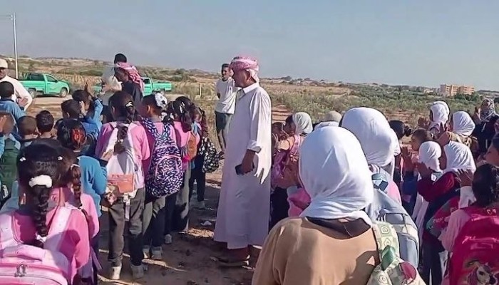 مدى مصر || اعتقال أولياء أمور في الشيخ زويد بعد احتجاجهم للمطالبة بحق أبنائهم في التعليم وتعثر إعادة بناء المدارس في شمال سيناء
