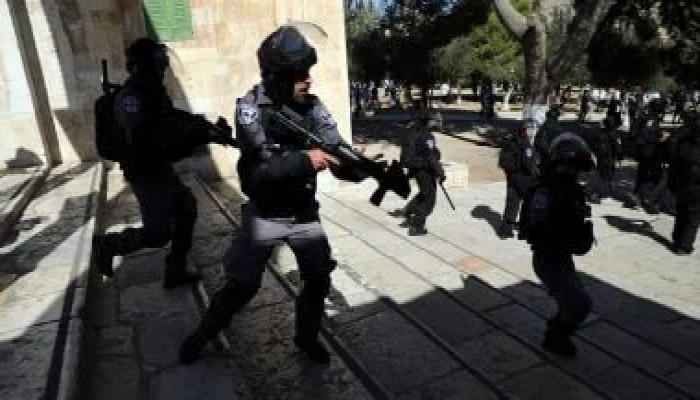 استشهاد فلسطينيين بينهما طفلة والاحتلال يوسع الاعتقالات في الضفة والقدس