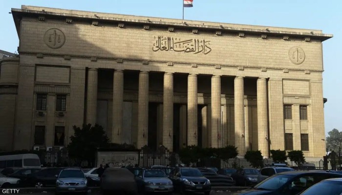 نون بوست || من رسوم المحاكم إلى «باقات العدالة».. ارتفاع تكاليف التقاضي في مصر يهدد الحق في الوصول إلى العدالة