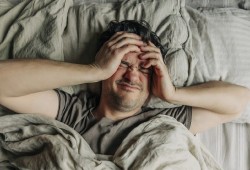 دراسة: النوم لأكثر من 9 ساعات يعرضك لهذه المخاطر