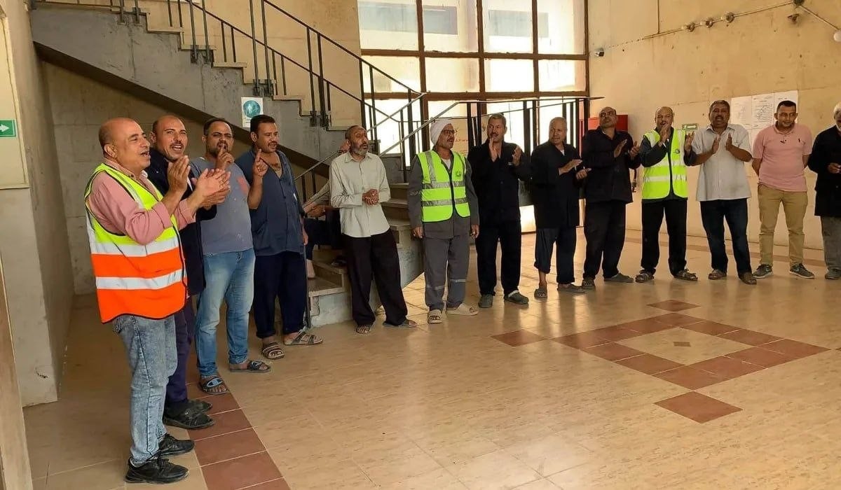 تجدد احتجاجات عمال مياه القاهرة بسبب تأخر العلاوات.. وتهديدهم بالأمن الوطني
